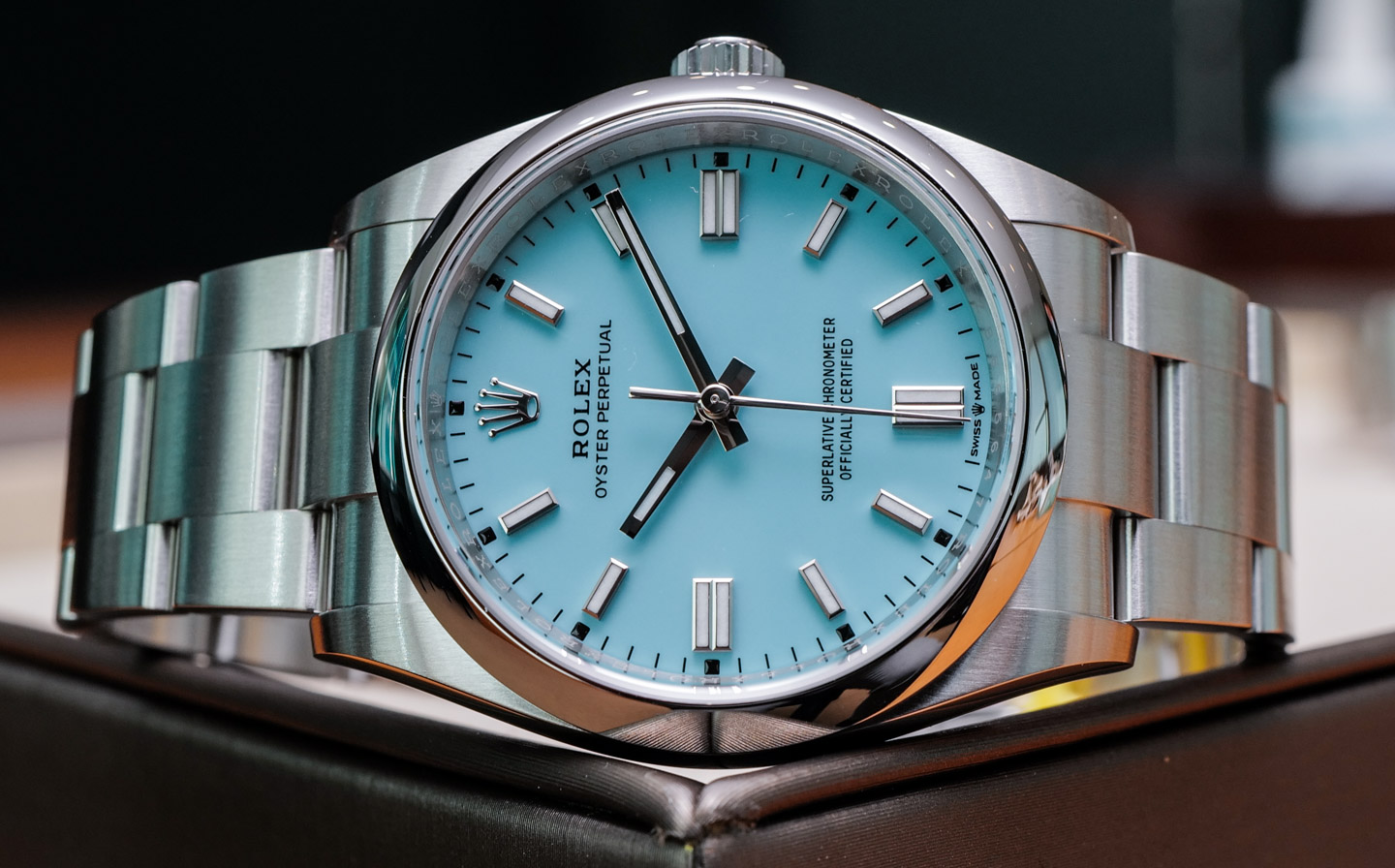 Rolex Oyster Perpetual 124300 fake watch is with high cost performance.